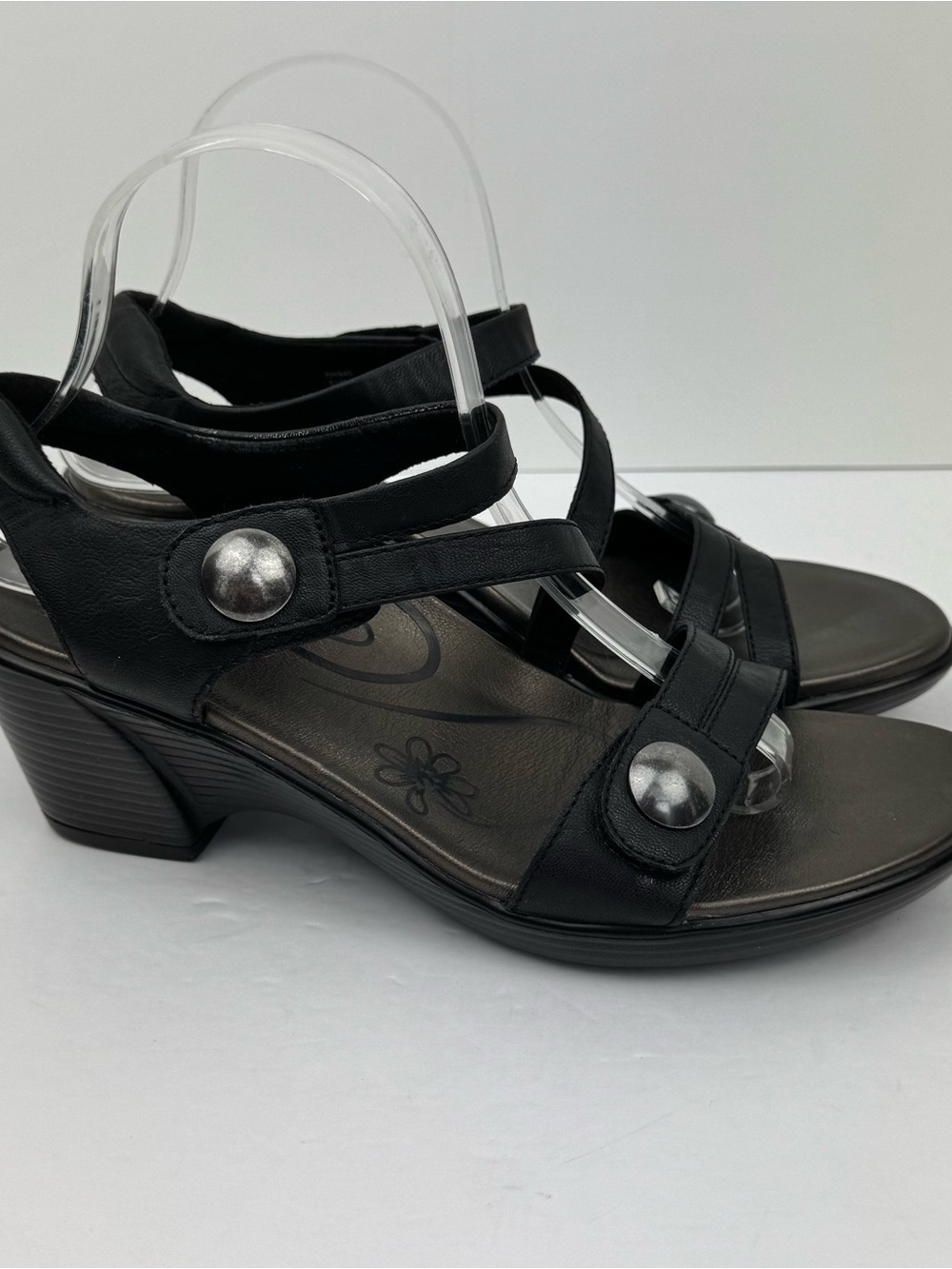 Aetrex Black Wedge Sandals. Synthetic upper material. Size 9.
